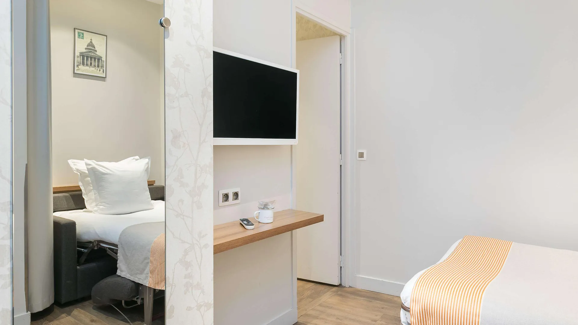 Hotel Magenta 38 By Happyculture
