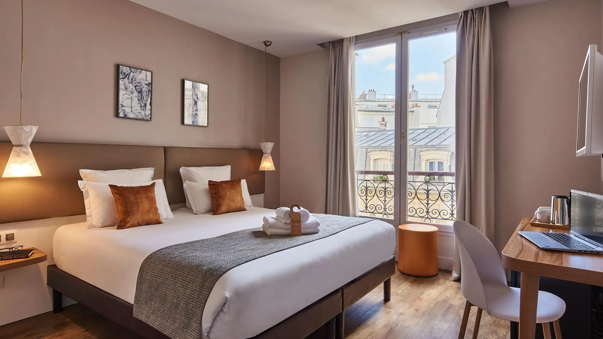 Magenta 38 By Happyculture 3* Parigi